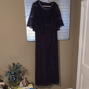 Elegant Eggplant Sleeveless Evening Gown